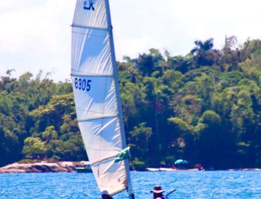 Aula de barco a vela e catamarã em Florianópolis, Hobie Cat- Até 3 Pessoas